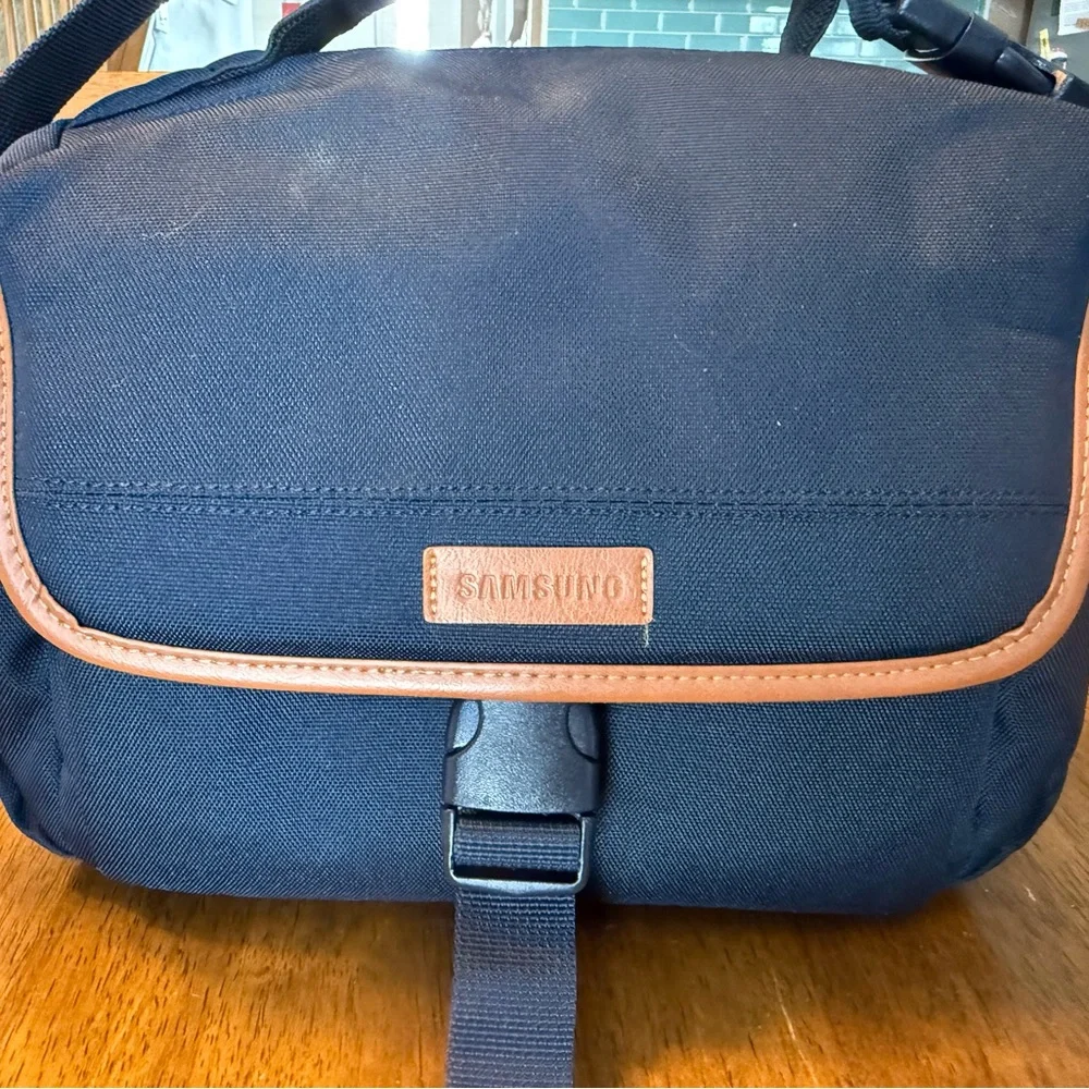 Samsonite Navy and Tan Men's Messenger Bag